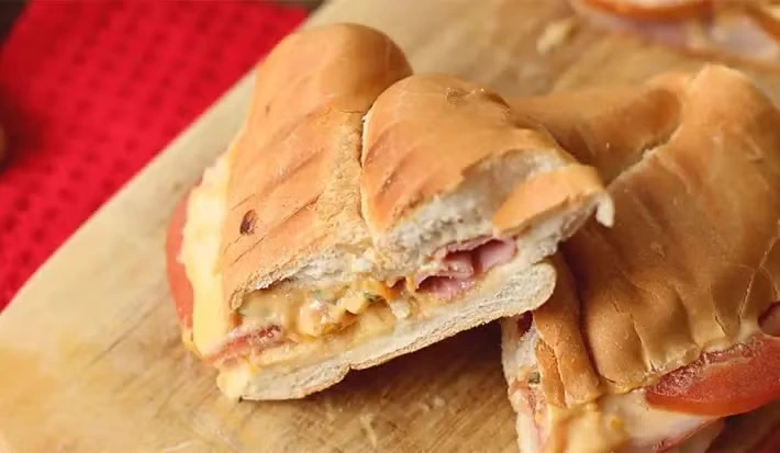 Tostada de Jamón y Queso